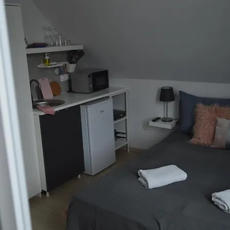 Rebeka Panzio * Tihany